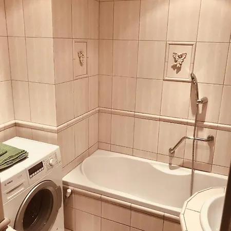 Wynajemzklasa Albergue Cracóvia
